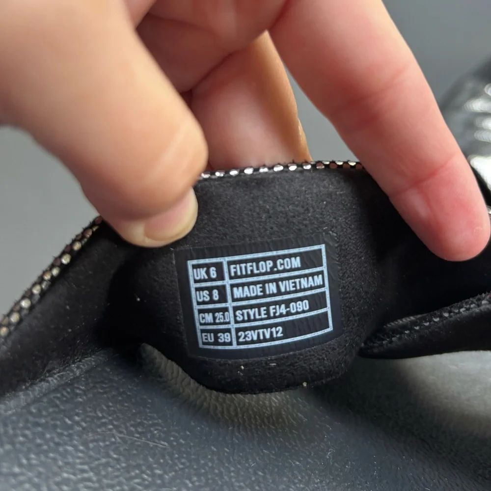 Metallic FitFlop Sandals- US 8 - Picture 7 of 7